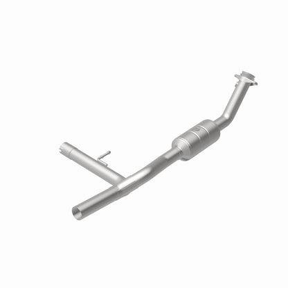 MagnaFlow Direct Fit Catalytic Converter F-150 04-06 8 4.6L