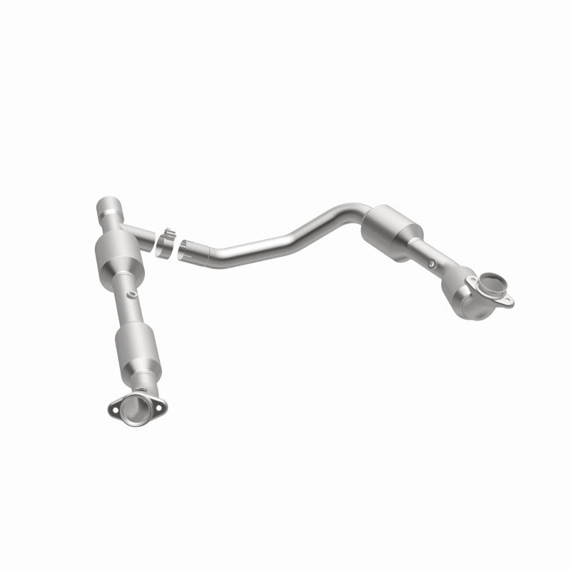 MagnaFlow Direct Fit Catalytic Converter 05-06 Ford E-350 Super Duty 5.4L