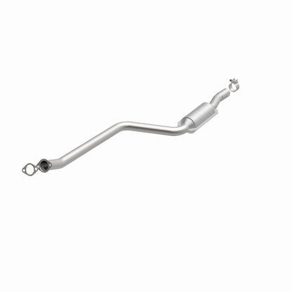 MagnaFlow Direct Fit Catalytic Converter 2006 BMW 530xi 3.0L OEM