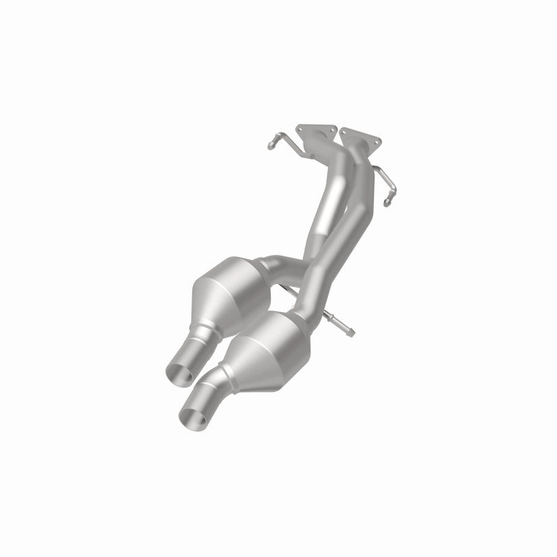 MagnaFlow Direct Fit Catalytic Converter 07 VW Touareg 3.6L Rear