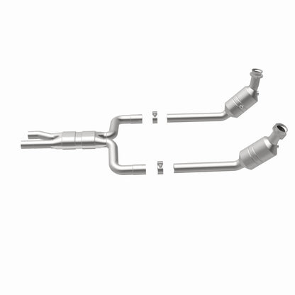MagnaFlow Direct Fit Catalytic Converter 2003 THUNDERBIRD 3.9L Underbody