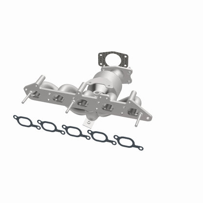 MagnaFlow Direct Fit Catalytic Converter 01-05 Volvo S60 2.4L / V70 2.4L