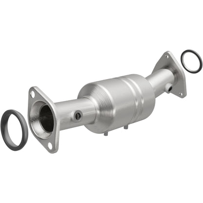 MagnaFlow Direct Fit Catalytic Converter 2010-2012 CX-7 2.5 L Underbody