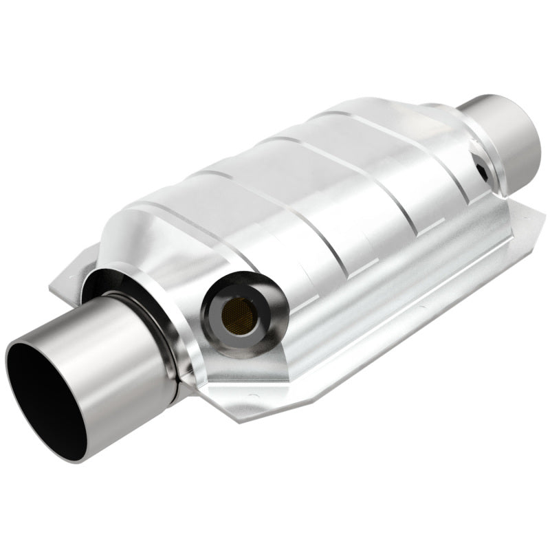 MagnaFlow Universal Catalytic Converter 2.5 W/Dual O2 Boss