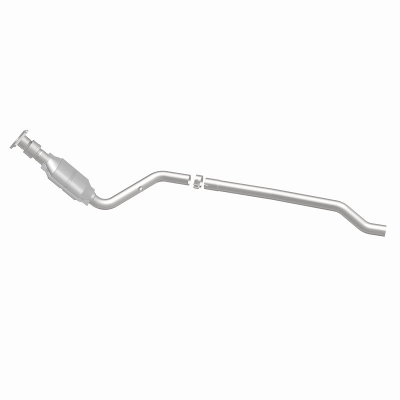 MagnaFlow Direct Fit Catalytic Converter 96-00 Caravan 3.0L