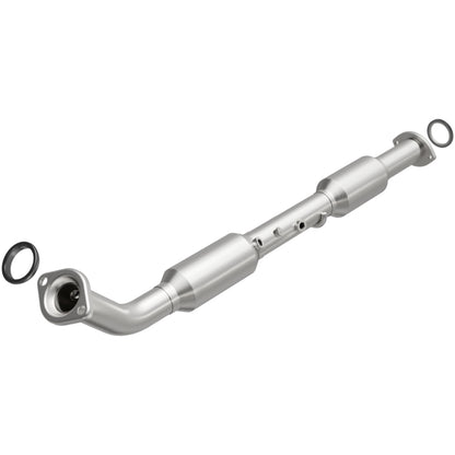 MagnaFlow Direct Fit Catalytic Converter 05-09 Toyota Tacoma 2.7L