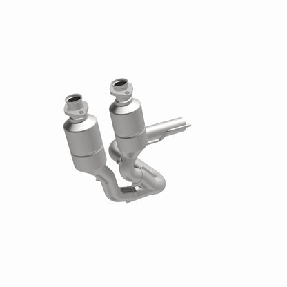 MagnaFlow Direct Fit Catalytic Converter 99-00 Grand Cherokee 4.0L