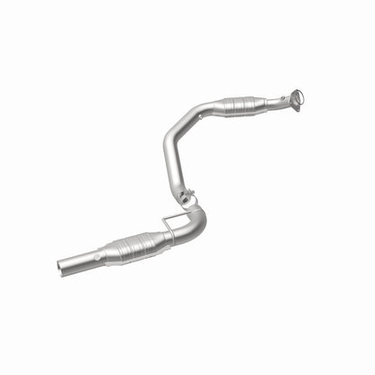 MagnaFlow Direct Fit Catalytic Converter 03-05 Express 2500 4.8L Driver Side
