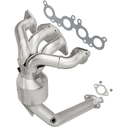 MagnaFlow Direct Fit Catalytic Converter 05-11 Volvo XC90 4.4L Front