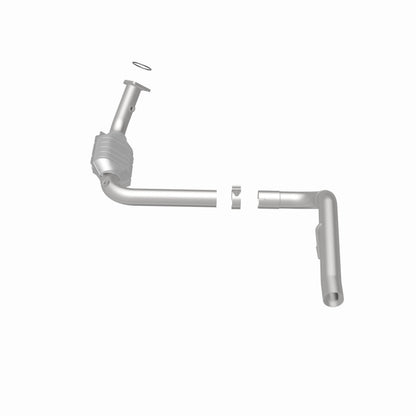MagnaFlow Direct Fit Catalytic Conv 02-06 Cadillac Escalade / 02-06 GM Yukon (Inc Denali) 6.0L D/S