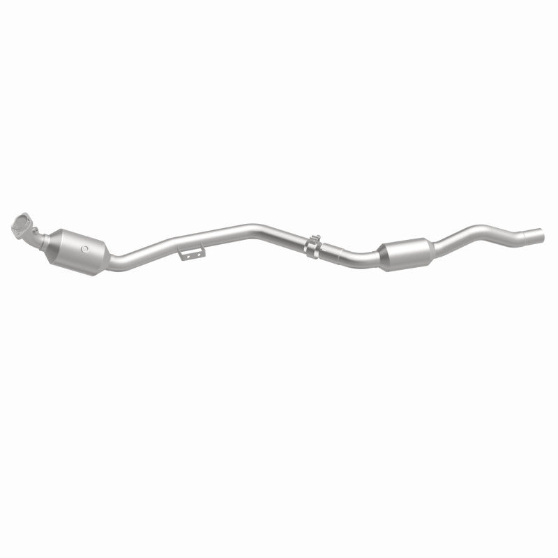 MagnaFlow Direct Fit Catalytic Converter 07-09 Mercedes E350 3.5L