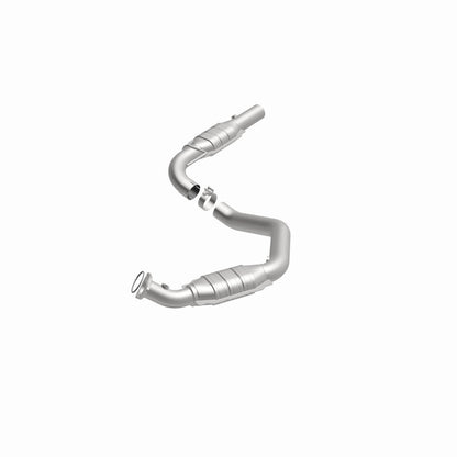 MagnaFlow Direct Fit Catalytic Converter 07-08 Express 2500 4.8L Driver Side