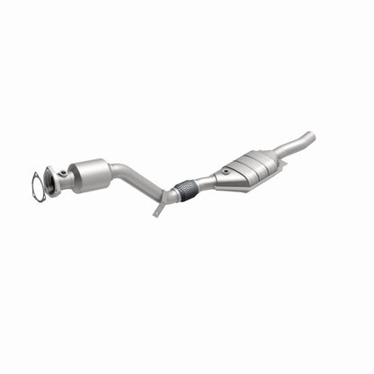 MagnaFlow Direct Fit Catalytic Converter 03 Volkswagen Passat 2.8L