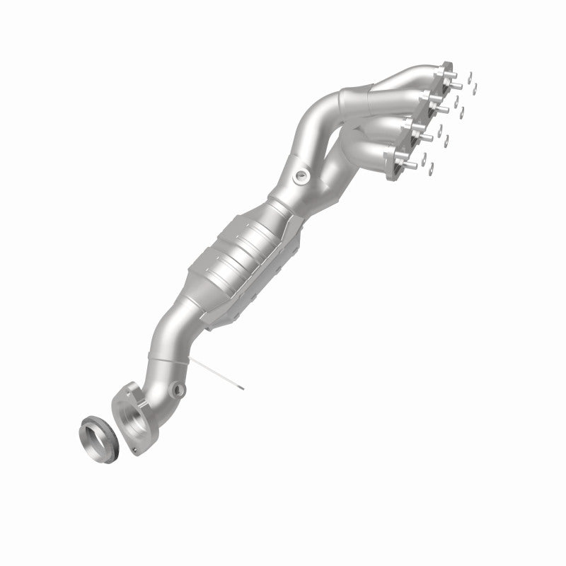 MagnaFlow Direct Fit Catalytic Converter 04-08 Cadillac XLR 4.6L Driver Side