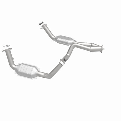 MagnaFlow DF Cat. Conv 02-06 Cadillac Truck. 8 5.3L Dual Conv. Y-Pipe Assy 2wd/Chevy Truck 99-07