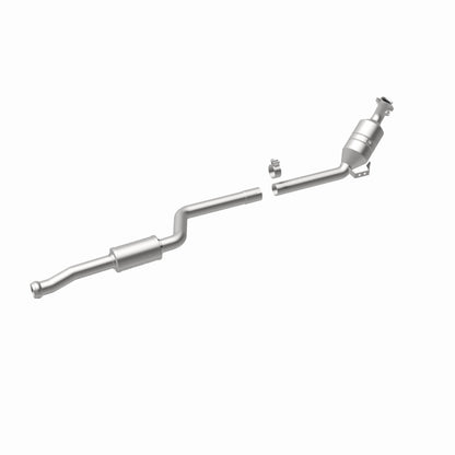 MagnaFlow Direct Fit Catalytic Converter 08-10 C300 3.0L D/S