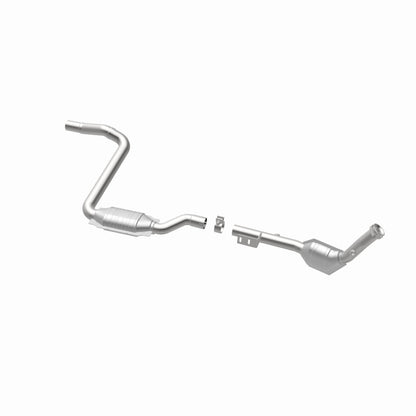 MagnaFlow Direct Fit Catalytic Converter 2003 ML350 3.7L Underbody