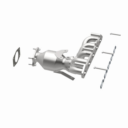 MagnaFlow Direct Fit Catalytic Converter 01-05 Volvo S60 2.4L / V70 2.4L