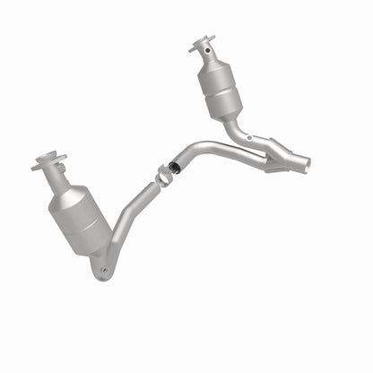 MagnaFlow Direct Fit Catalytic Converter OEM 2004 Dodge Dakota Underbody