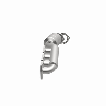MagnaFlow Direct Fit Catalytic Converter 02-04 VW Passat 4.0L