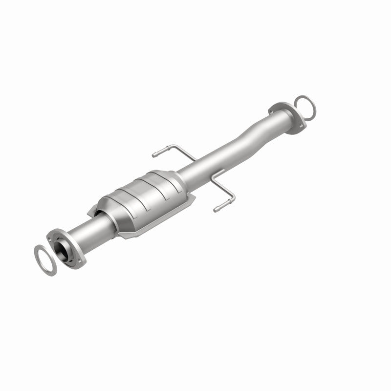 MagnaFlow Direct Fit Catalytic Converter 01-04 Toyota Tacoma 2.4L Rear