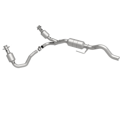MagnaFlow Direct Fit Catalytic Converter 02-03 Dodge Durango 5.9L
