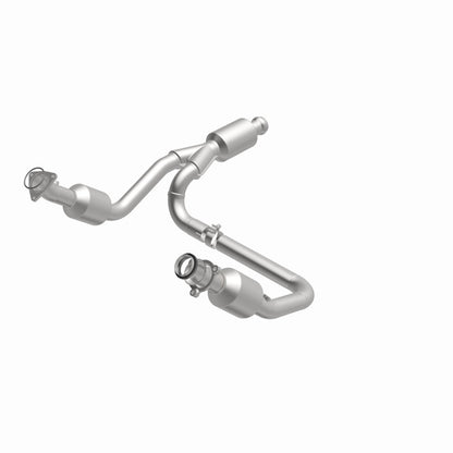 MagnaFlow 14-15 Chevrolet Silverado 1500 5.3L Direct-Fit Catalytic Converter