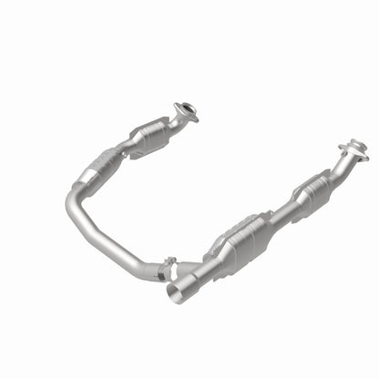 MagnaFlow Direct Fit Catalytic Converter 05-07 Ford E-250/E-350 Econoline V8 5.4L