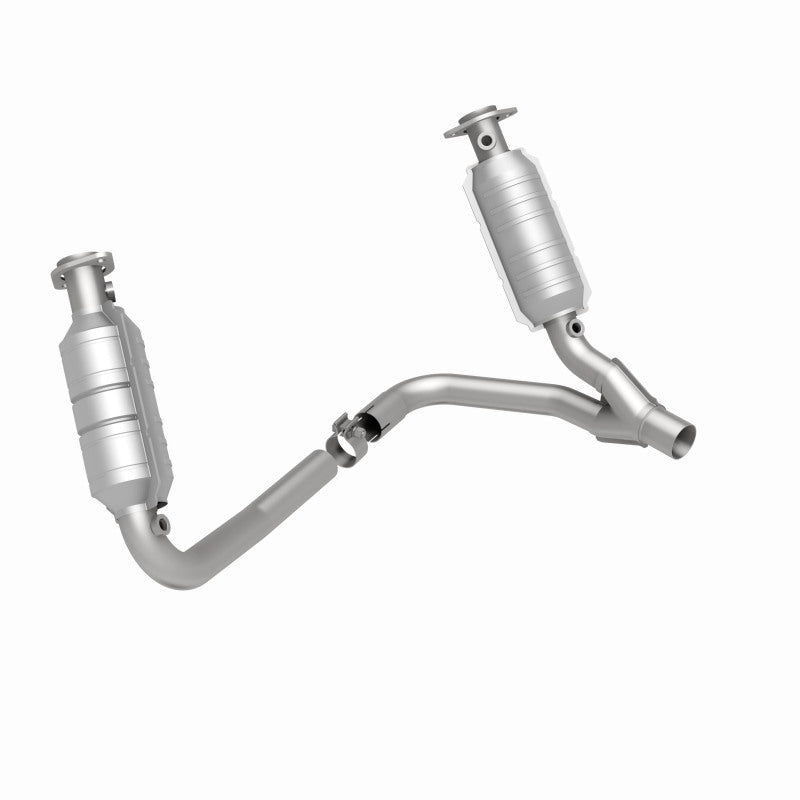 MagnaFlow Direct Fit Catalytic Converter Dakota 05-06 6 3.7L