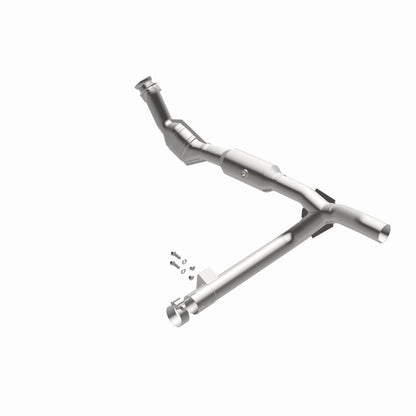 MagnaFlow 01-03 Ford F150 XL/XLT V6 4.2L OEM Grade / EPA Compliant Direct-Fit Catalytic Converter