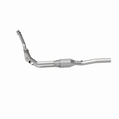 MagnaFlow Direct Fit Catalytic Converter 96-97 Dodge Van 3.9L/5.2L/5