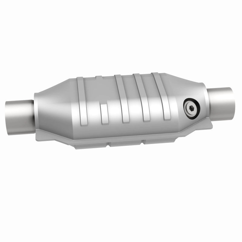 MagnaFlow Universal Catalytic Converter 2.25 W/O2 Boss