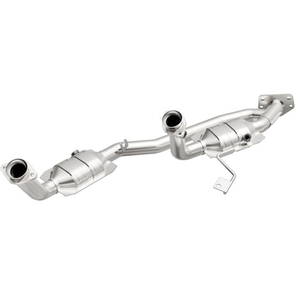 MagnaFlow Direct Fit Catalytic Converter 04 Ford Freestar 3.9L