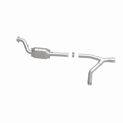 MagnaFlow Direct Fit Catalytic Converter 04-05 Dodge Ram 1500 Pickup 5.7L P/S