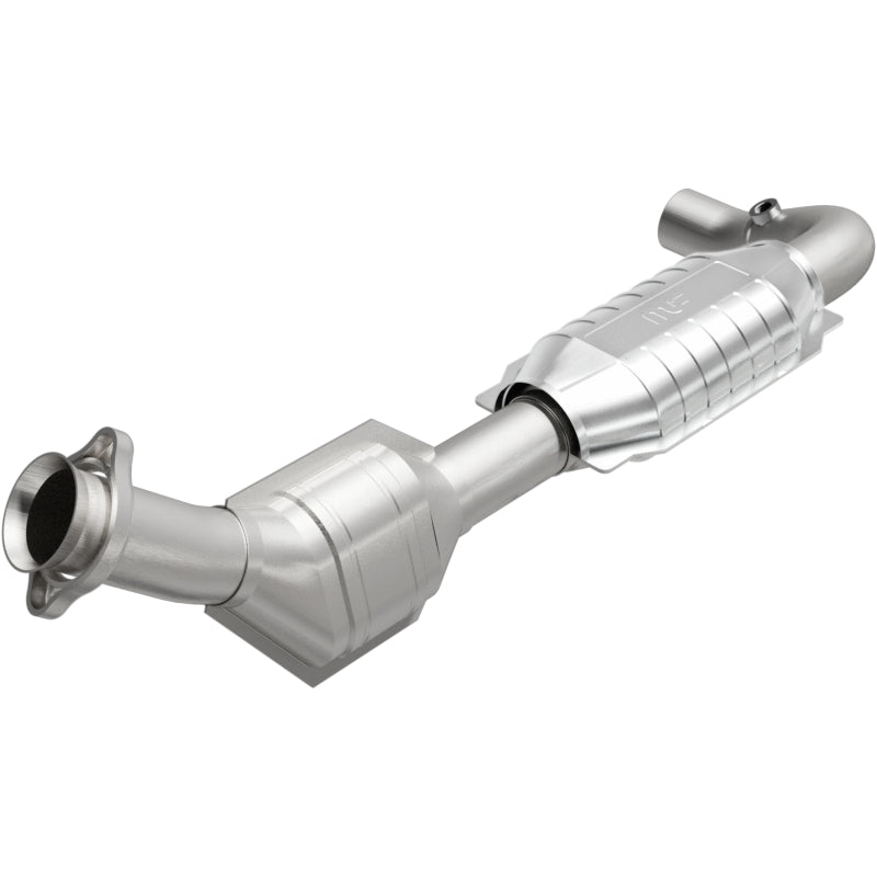MagnaFlow Direct Fit Catalytic Converter 97-98 E150 E250 Van 4.2L D/