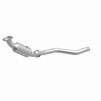MagnaFlow Direct Fit Catalytic Converter 2005 Chrysler 300C 5.7L V8 / 2005 Dodge Magnum 5.7L V8