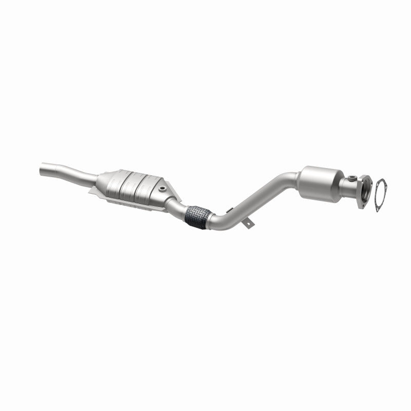 MagnaFlow Direct Fit Catalytic Converter 03 Volkswagen Passat 2.8L