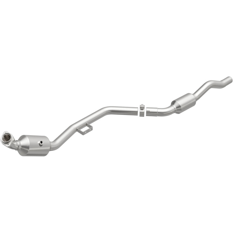 MagnaFlow Direct Fit Catalytic Converter OEM 2007 Mercedes-Benz E350 Underbody - 69.125in Length