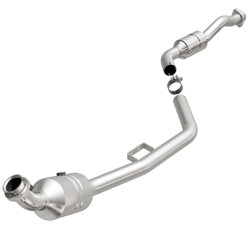 MagnaFlow Direct Fit Catalytic Converter 07-09 Mercedes E350 3.5L