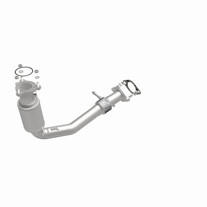 MagnaFlow Direct Fit Catalytic Converter 14-16 GMC Terrain / 15-16 Chevrolet Equinox 2.4L