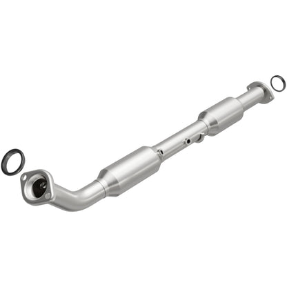 MagnaFlow Direct Fit Catalytic Converter 05-09 Toyota Tacoma 2.7L