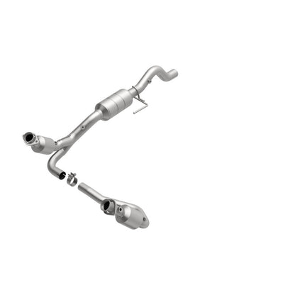 MagnaFlow Direct Fit Catalytic Converter 02-03 Dodge Durango 5.9L
