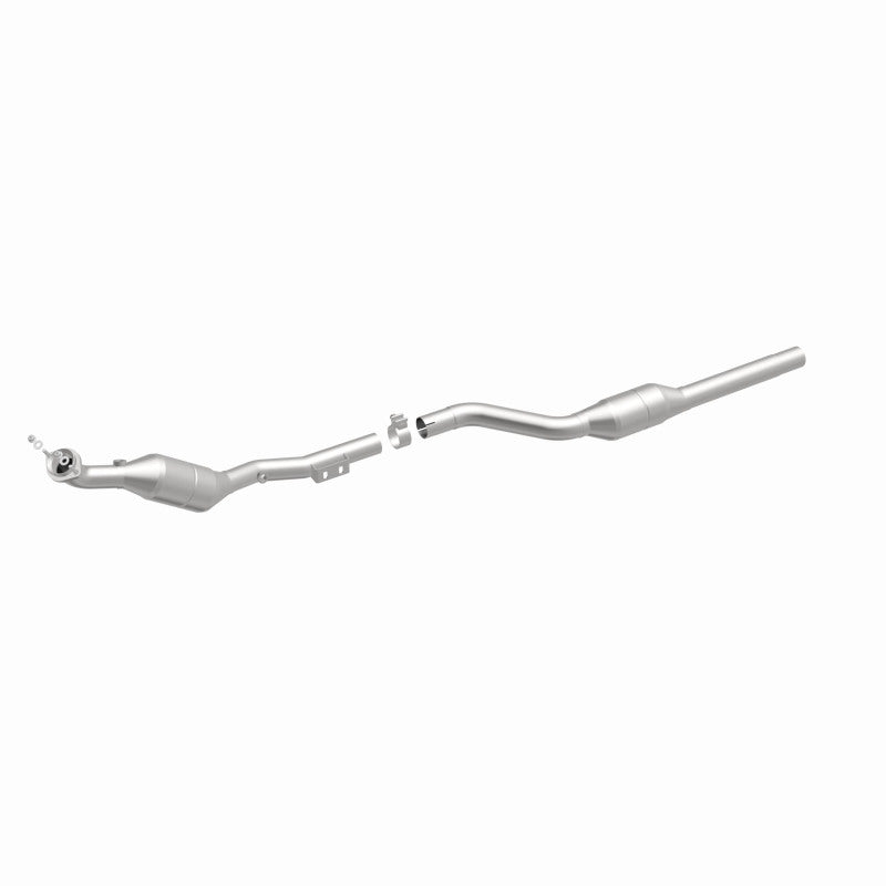 MagnaFlow Direct Fit Catalytic Converter 00-02 Mercedes E430 4.3L