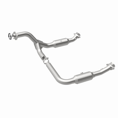 MagnaFlow DF Cat Conv 06-09 Ford Explorer/06-10 Mercury Mountaineer 4.6L Y-Pipe Assembly (49 State)