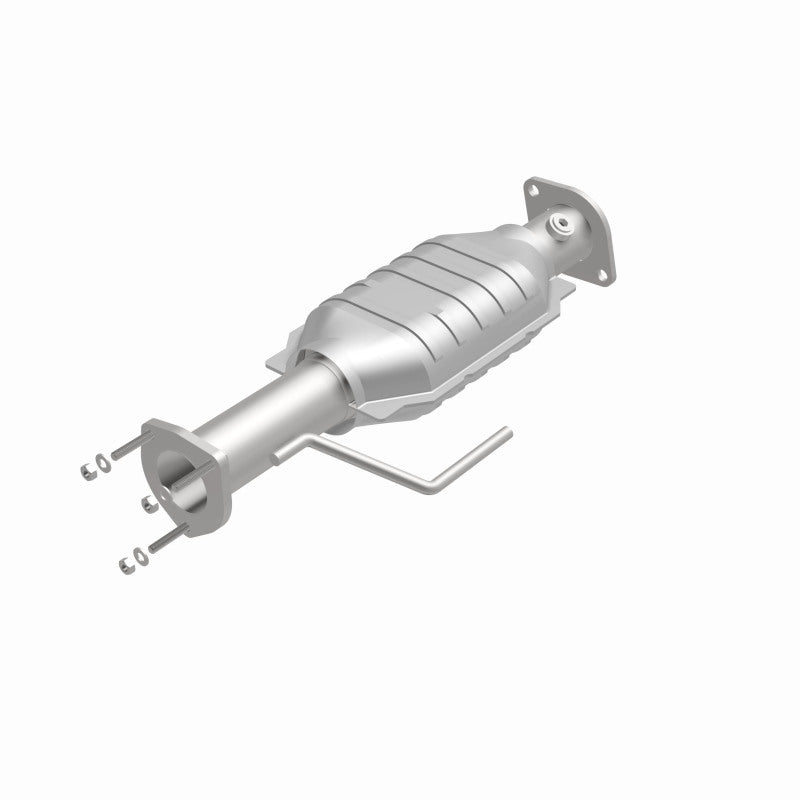 MagnaFlow Direct Fit Catalytic Converter 00-04 Jeep Wrangler 4.0L Rear/2.4L/2.5L
