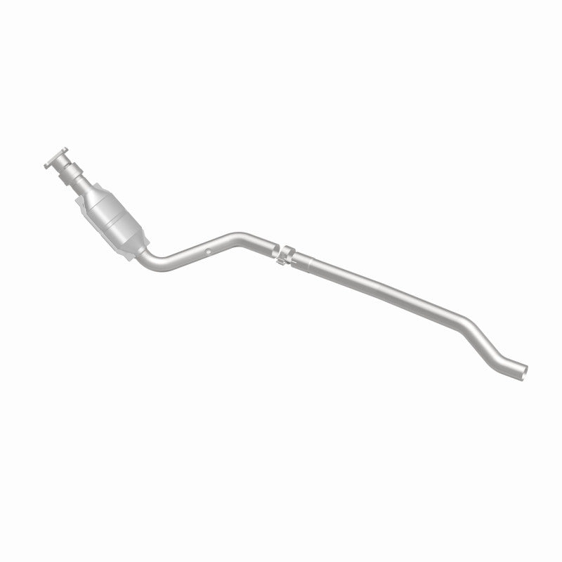 MagnaFlow Direct Fit Catalytic Converter 96-00 Caravan 3.0L