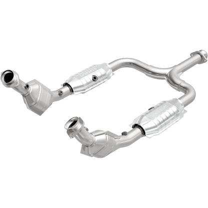 MagnaFlow Direct Fit Catalytic Converter 99-01 Ford Mustang 3.8L