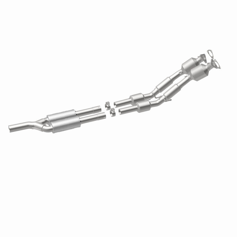 MagnaFlow Direct Fit Catalytic Converter 2012-2015 Passat (B7) 3.6L V6 OEM Grade
