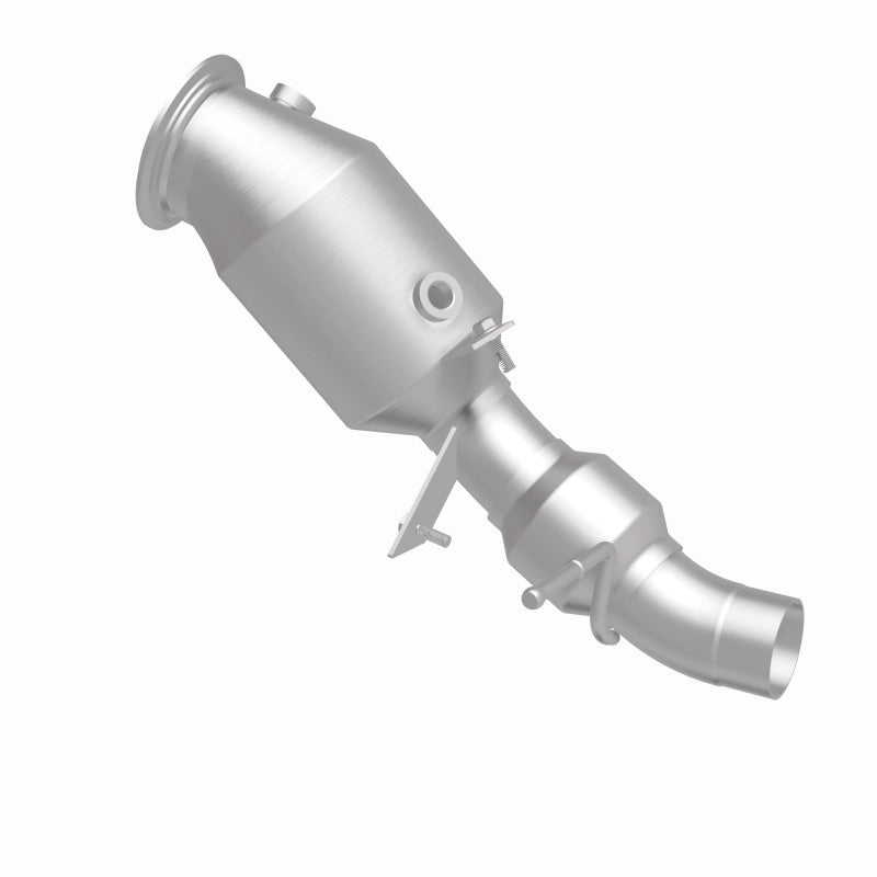 MagnaFlow Direct Fit Catalytic Converter 12-14 BMW 528i 2 L Closed Couple