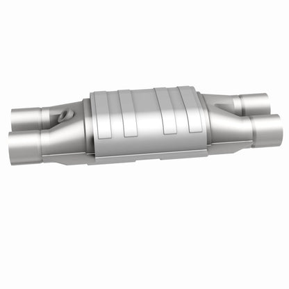 MagnaFlow Universal Catalytic Converter 2 D/D W/O2 Boss